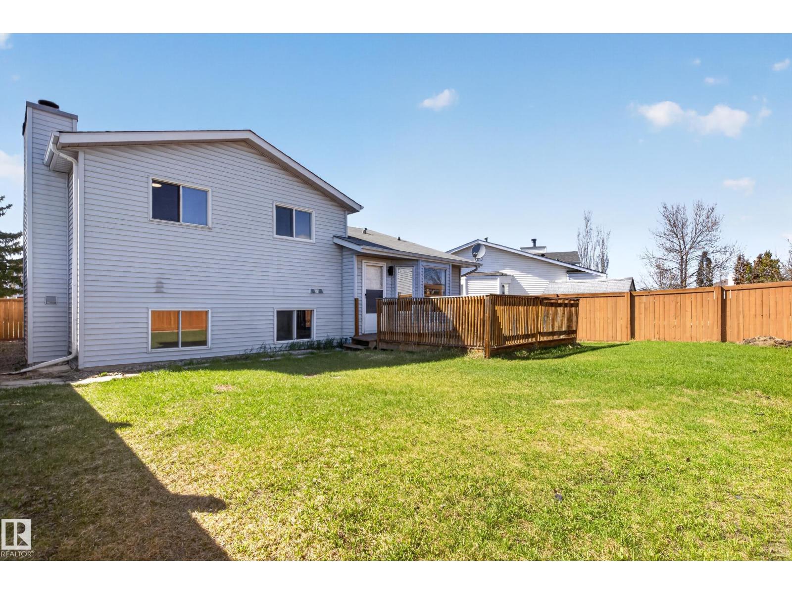 15323 72 ST NW, Edmonton