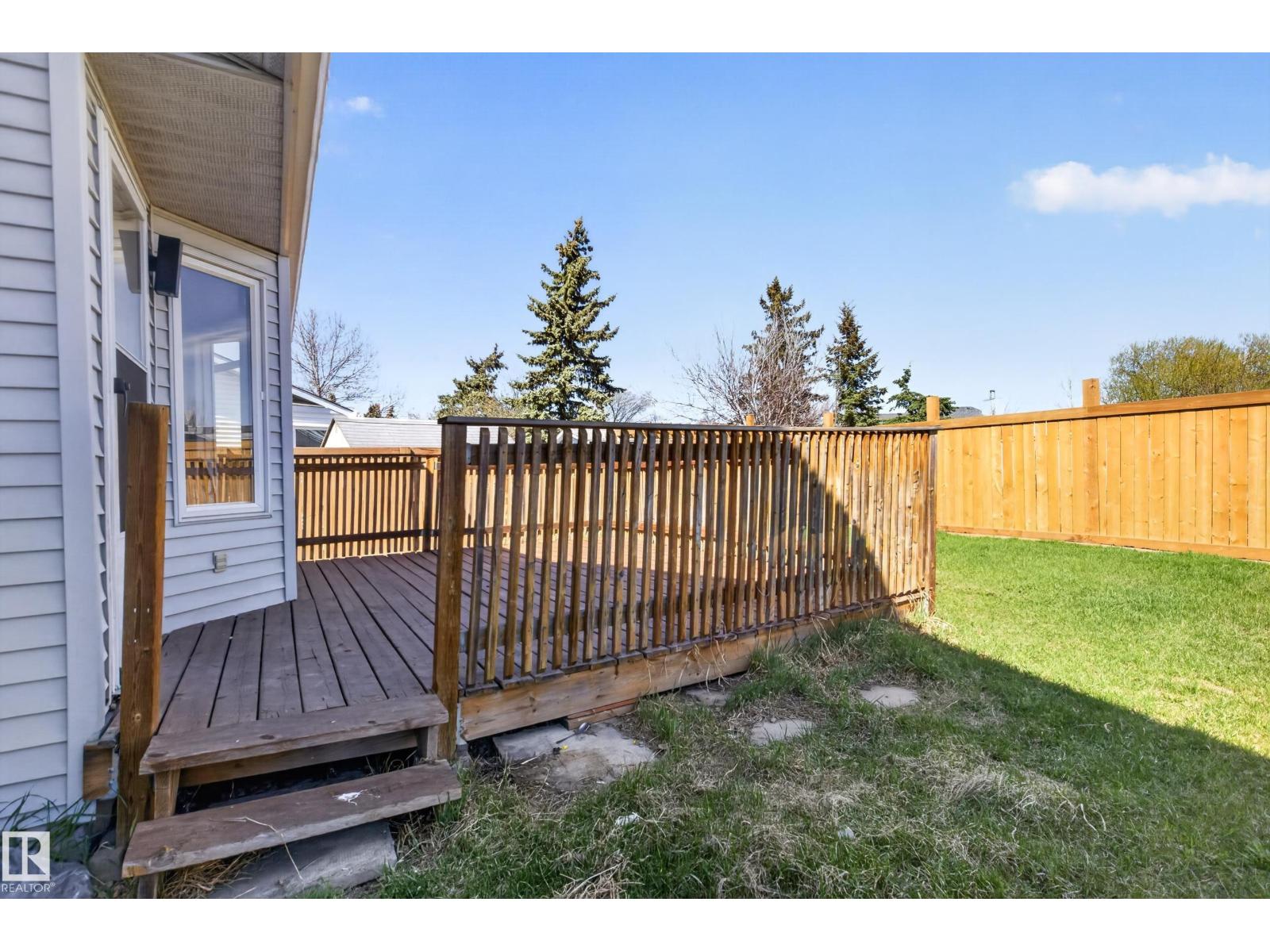 15323 72 ST NW, Edmonton