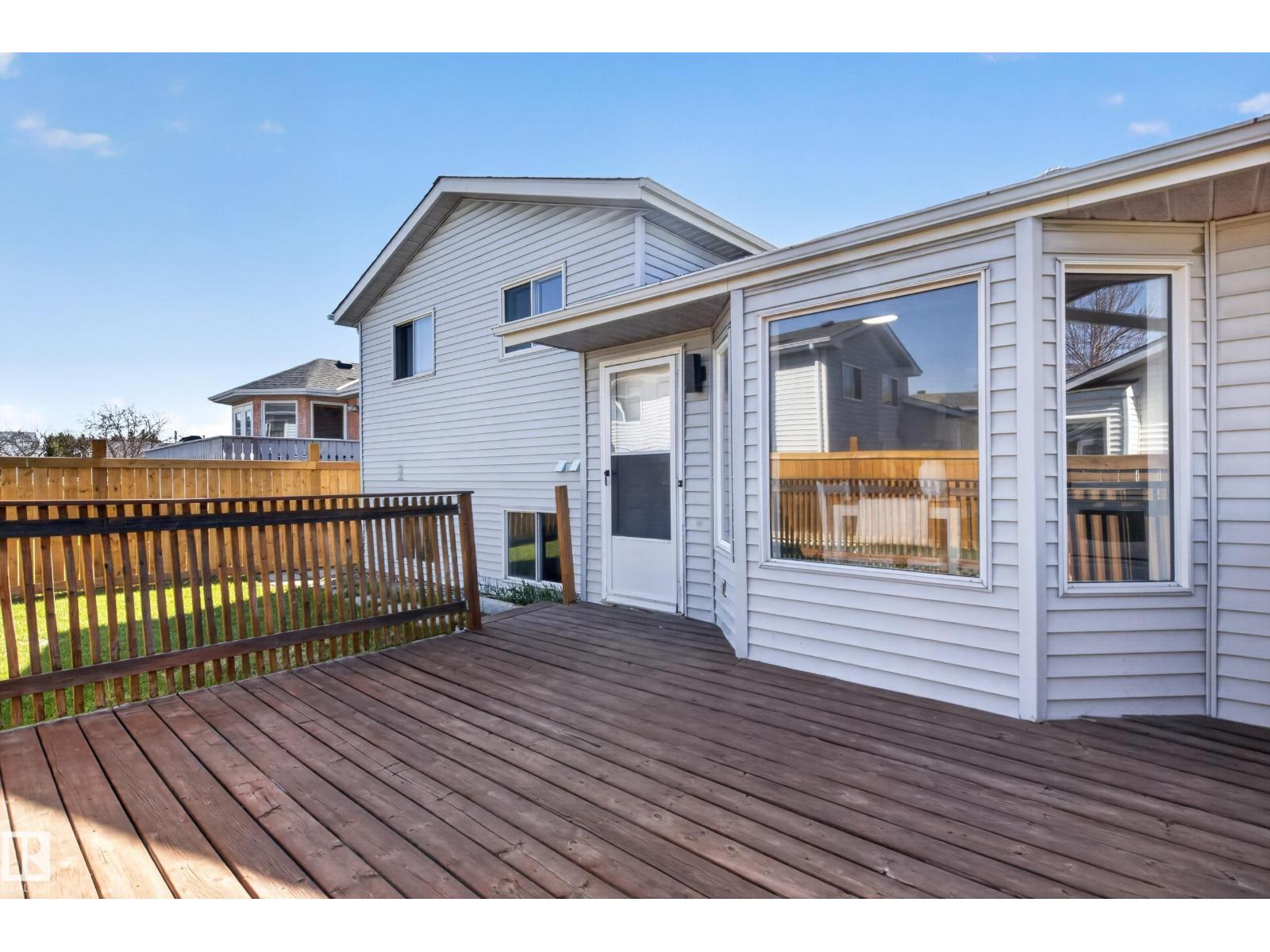 15323 72 ST NW, Edmonton