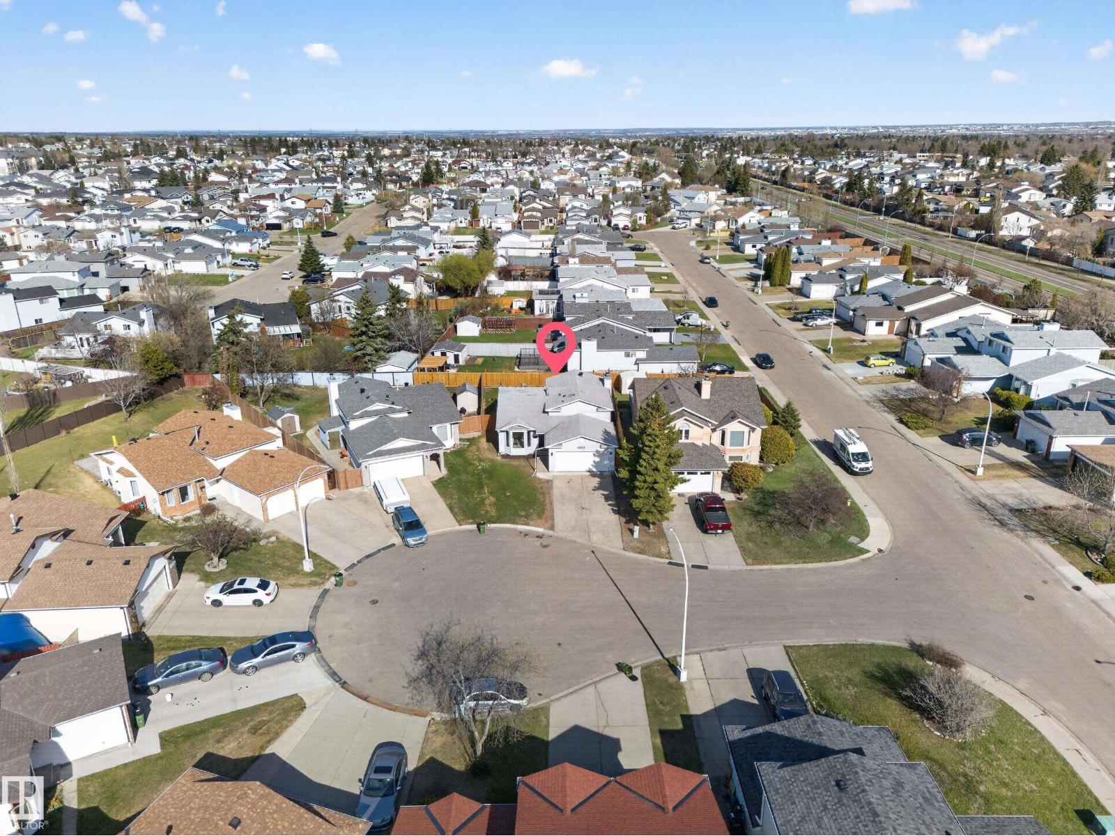 15323 72 ST NW, Edmonton