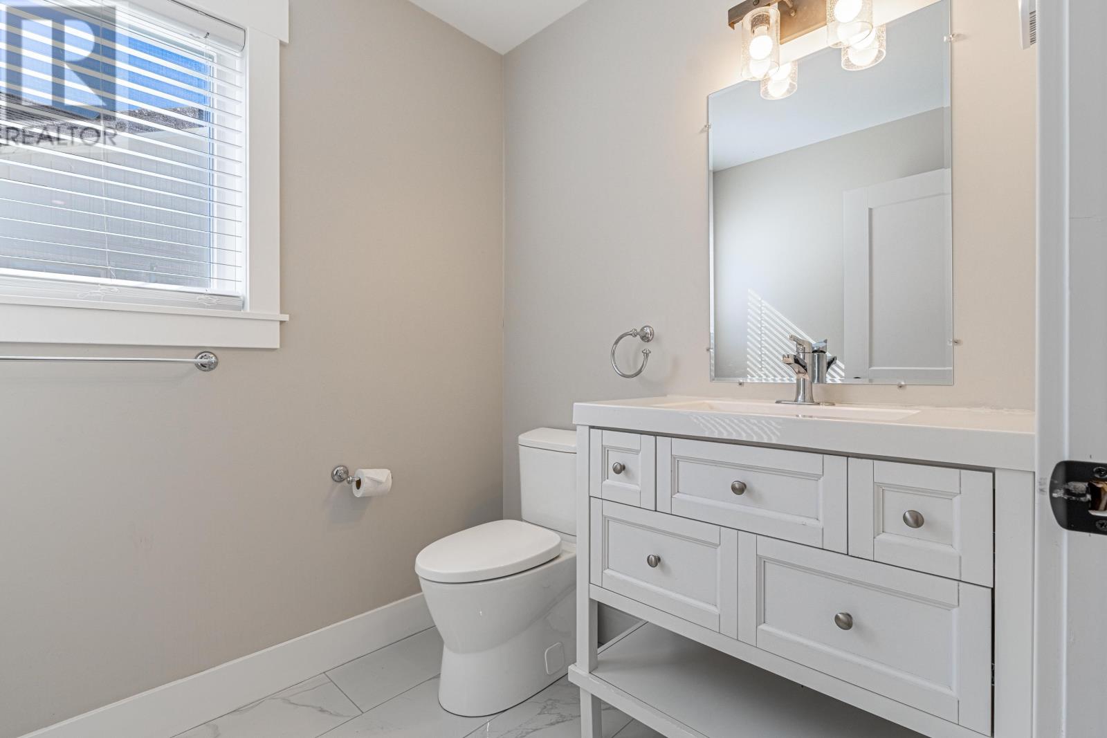 15 BALDERSTON Court - 15