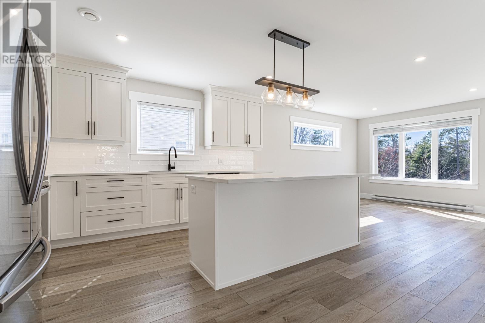 15 BALDERSTON Court - 6