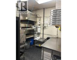 C 928 8th Street E, Saskatoon, SK S7H0R8 Photo 11