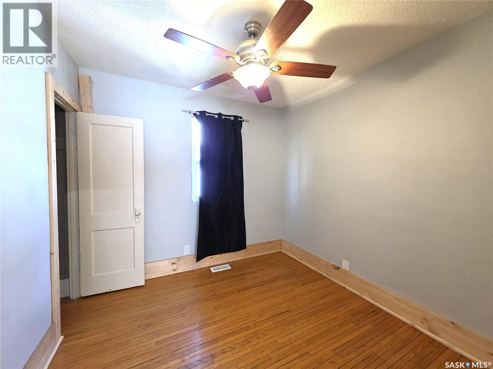 829 I AVENUE N - 5