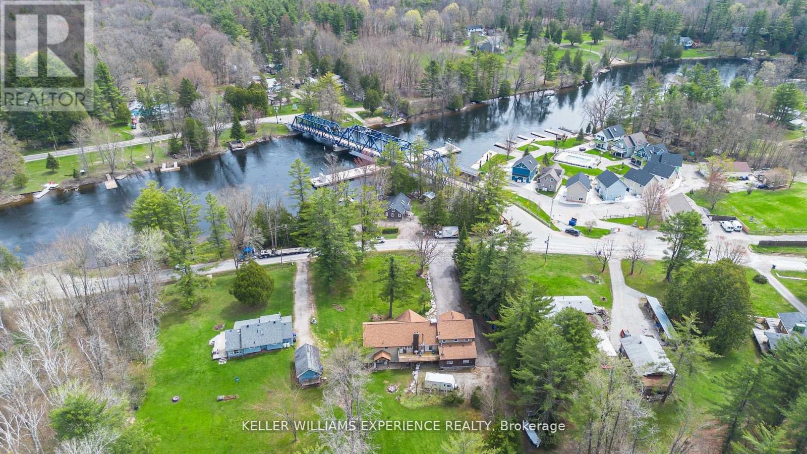 1936 PENINSULA POINT ROAD - 47
