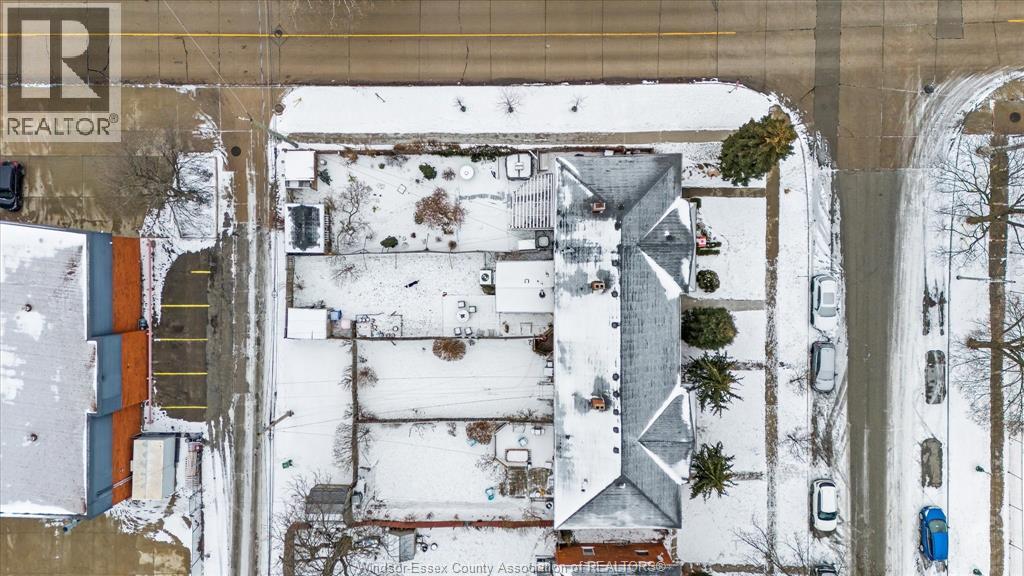 1092 MONMOUTH, Windsor, Ontario, N8Y3L7 — Photo 12