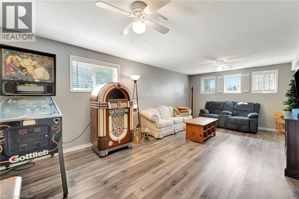 1565 OLD BROCK Street - 22