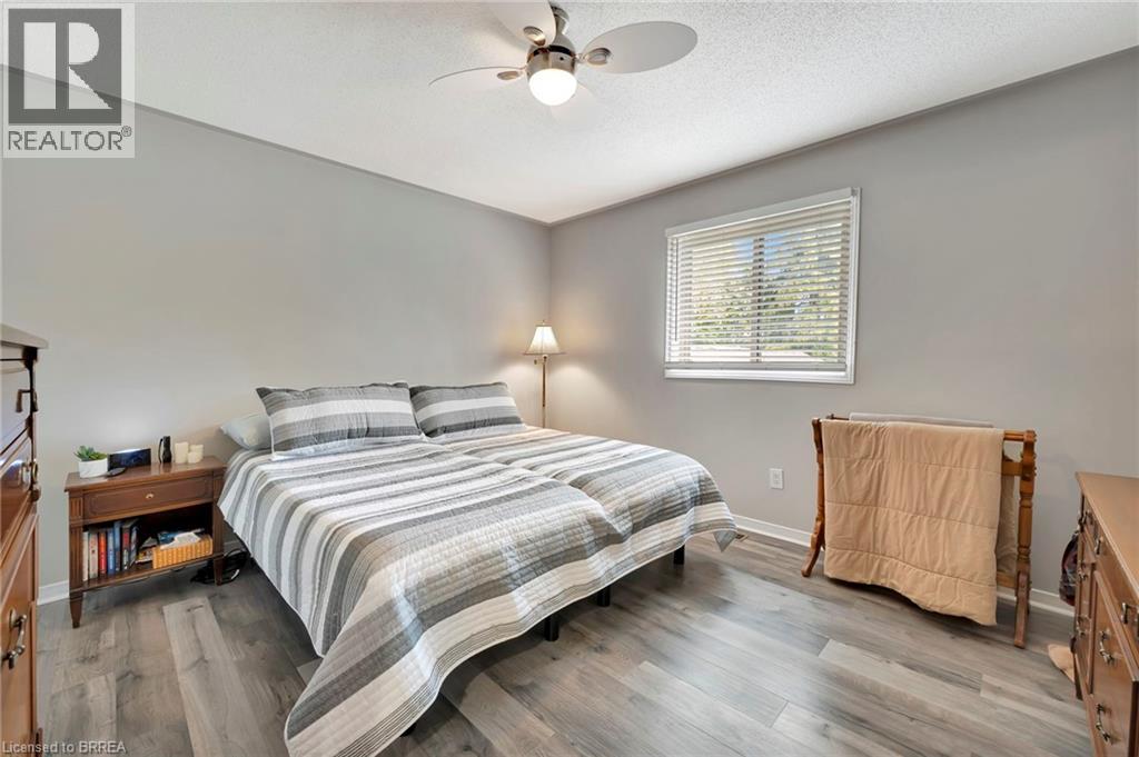 1565 OLD BROCK Street - 18