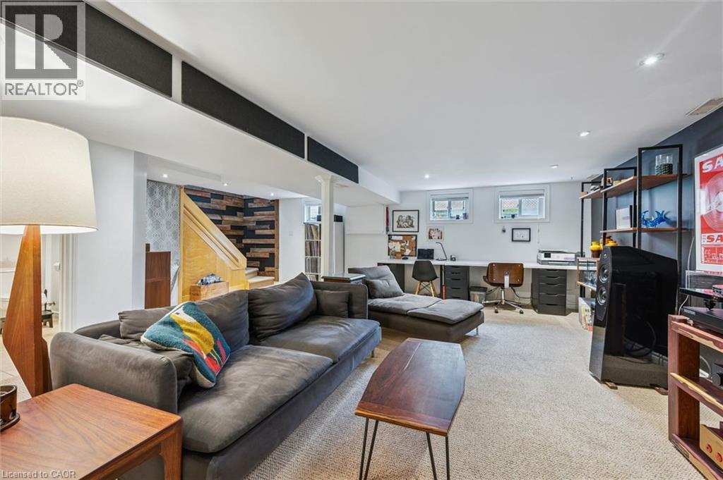 154 ORIOLE Street - 23