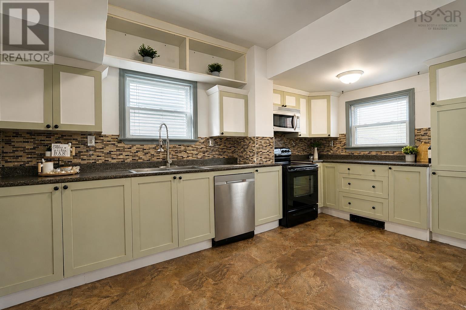 Property 27 of 41 of 22 Rodney Road