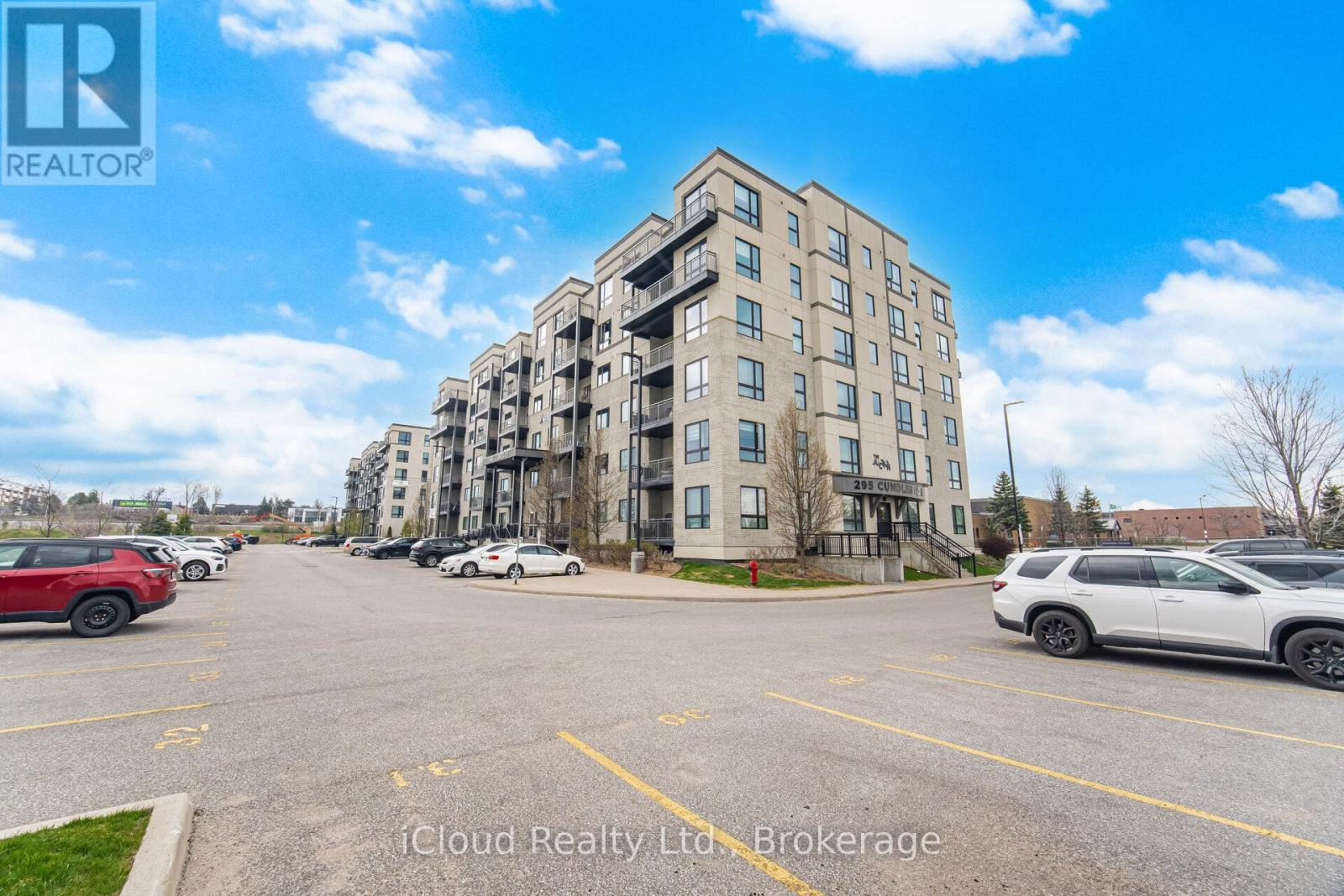 #208 295 CUNDLES ROAD E - 34