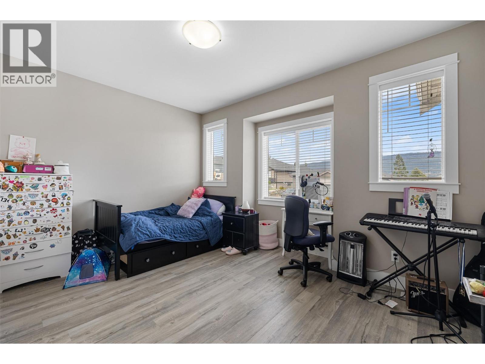 13272 Shoreline Drive, Lake Country