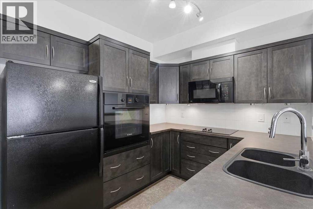 #242 30 Royal Oak Plaza NW - 9