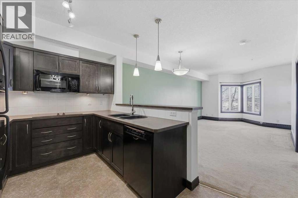 #242 30 Royal Oak Plaza NW - 12