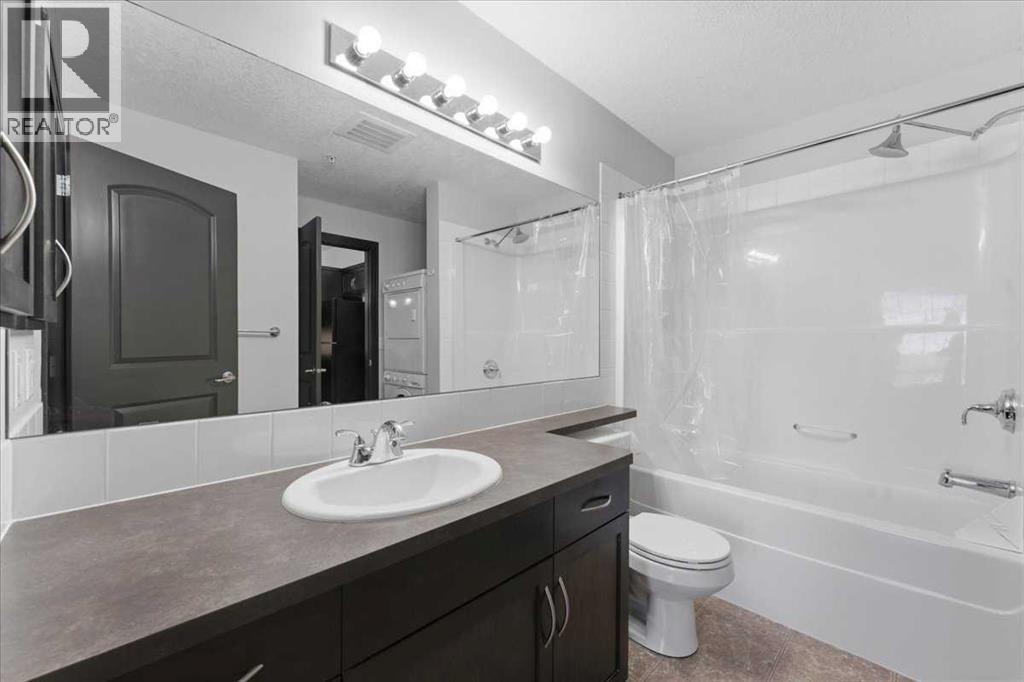 #242 30 Royal Oak Plaza NW - 29