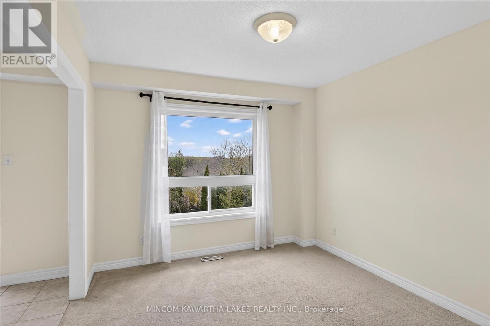110 FARRIER CRESCENT NE - 11