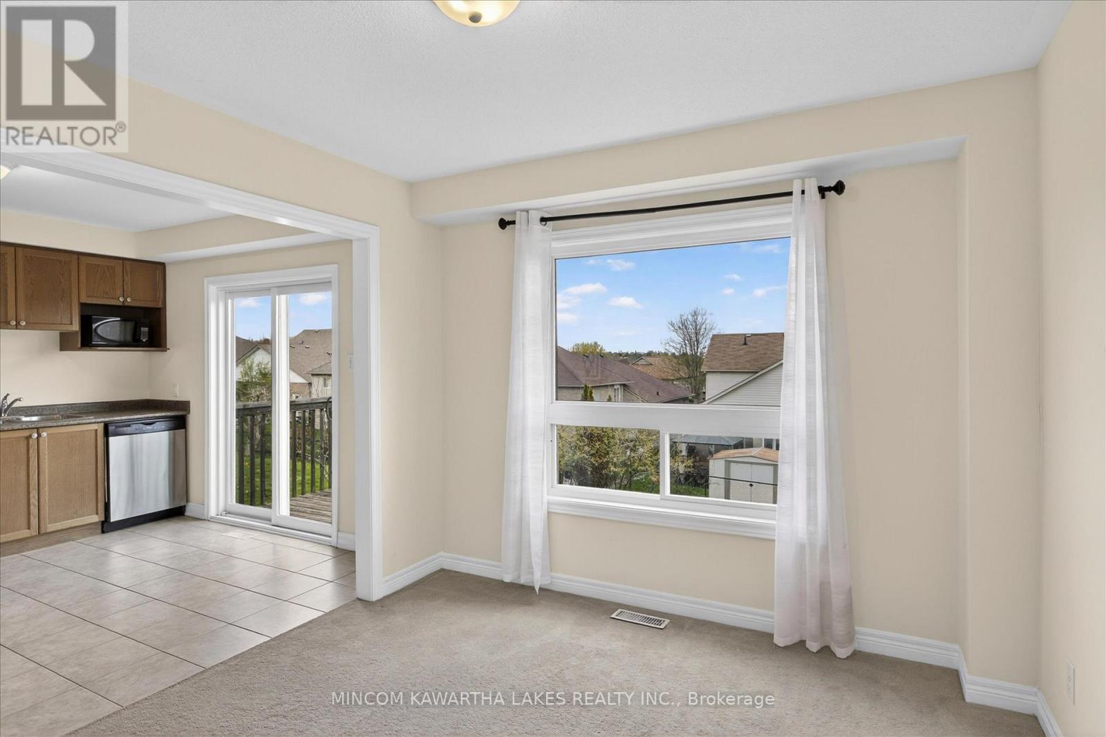 110 FARRIER CRESCENT NE - 12