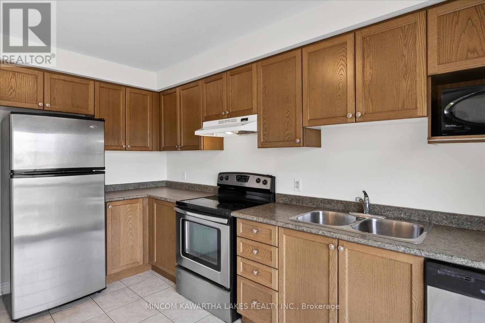 110 FARRIER CRESCENT NE - 17