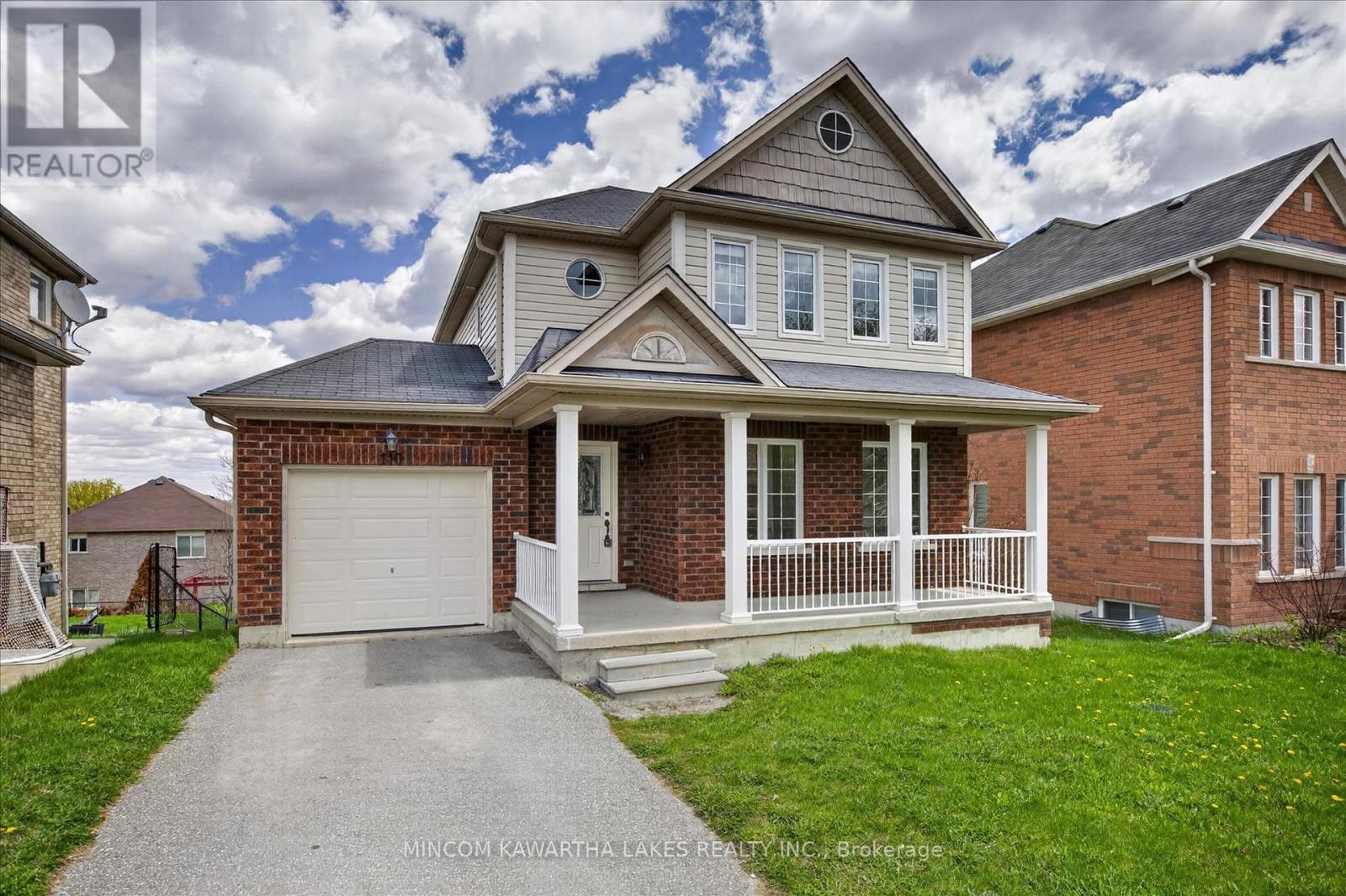 110 FARRIER CRESCENT NE - Image 2