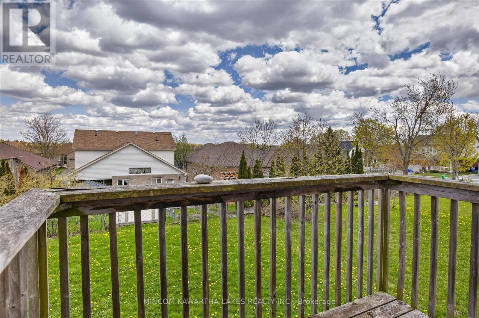 110 FARRIER CRESCENT NE - 22