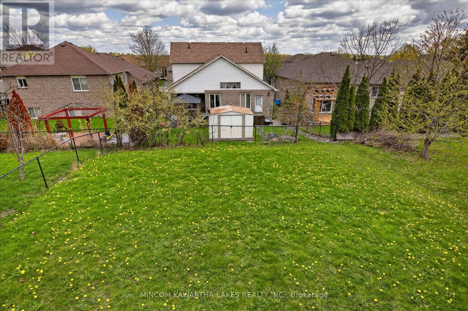 110 FARRIER CRESCENT NE - 23