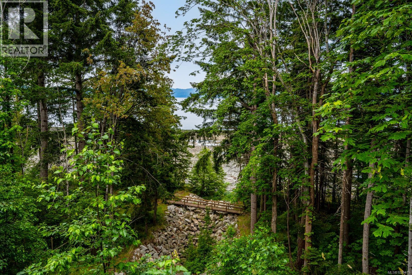 Lot 4 Anderton Rd N, Comox