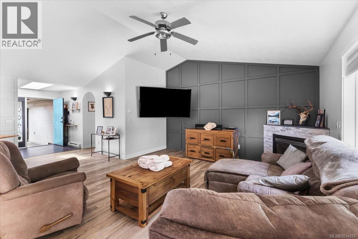 2786 Tamara Dr - 23