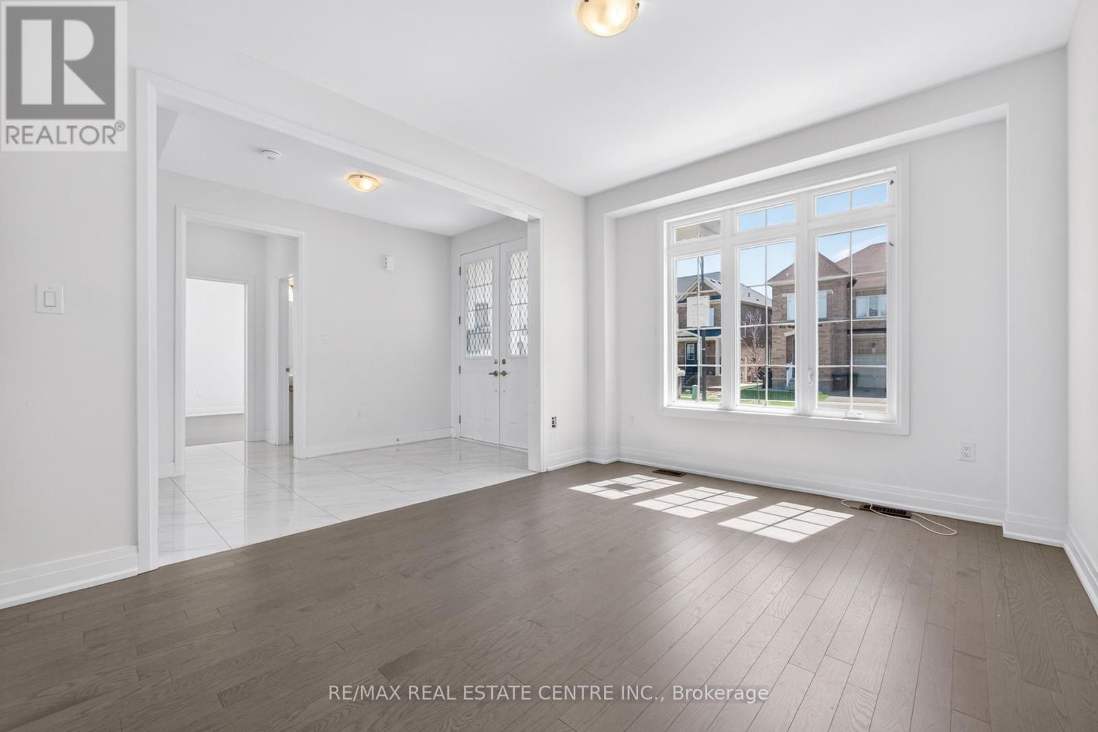 423 ROYAL WEST DRIVE - 10
