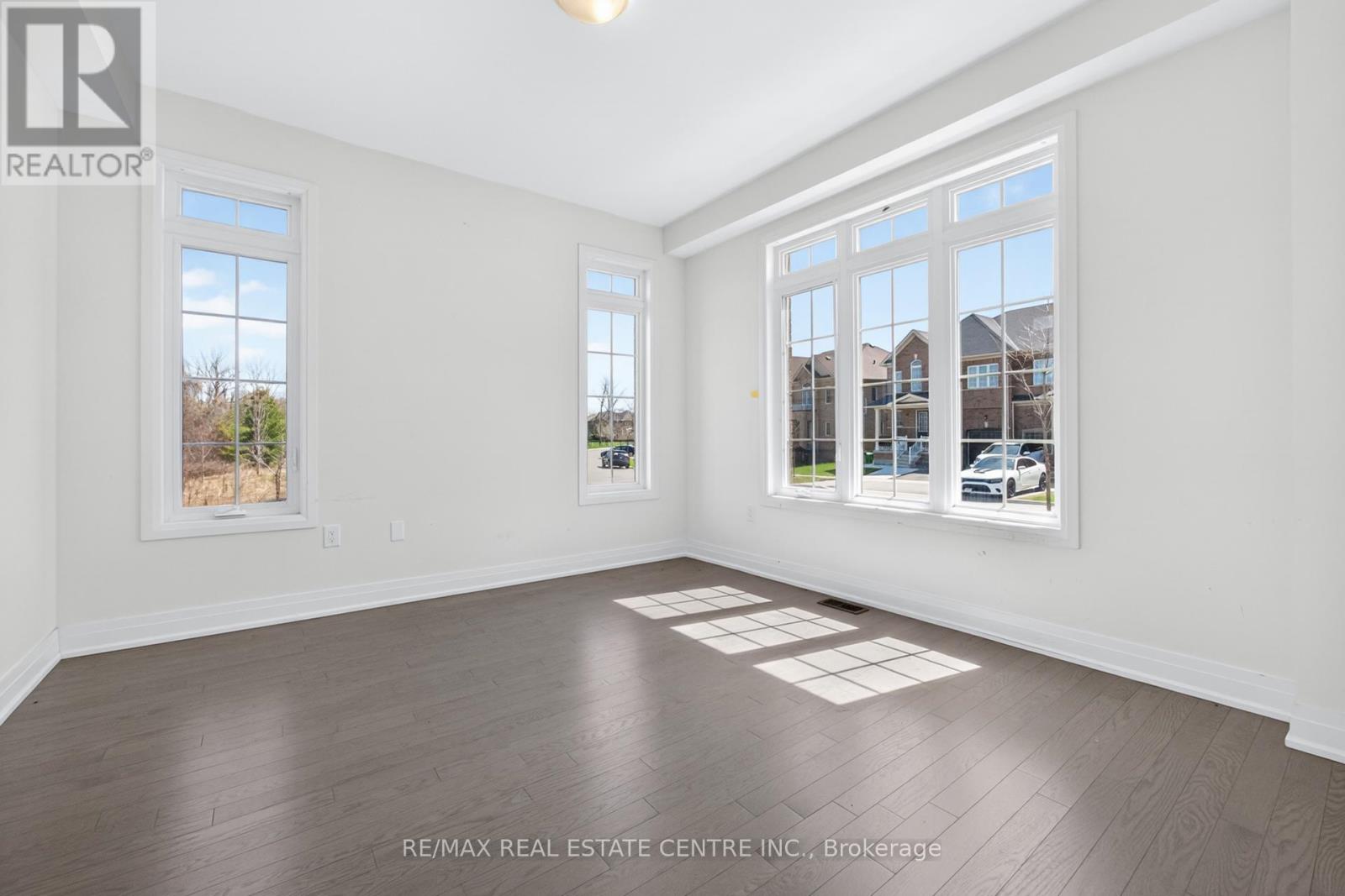 423 ROYAL WEST DRIVE - 7