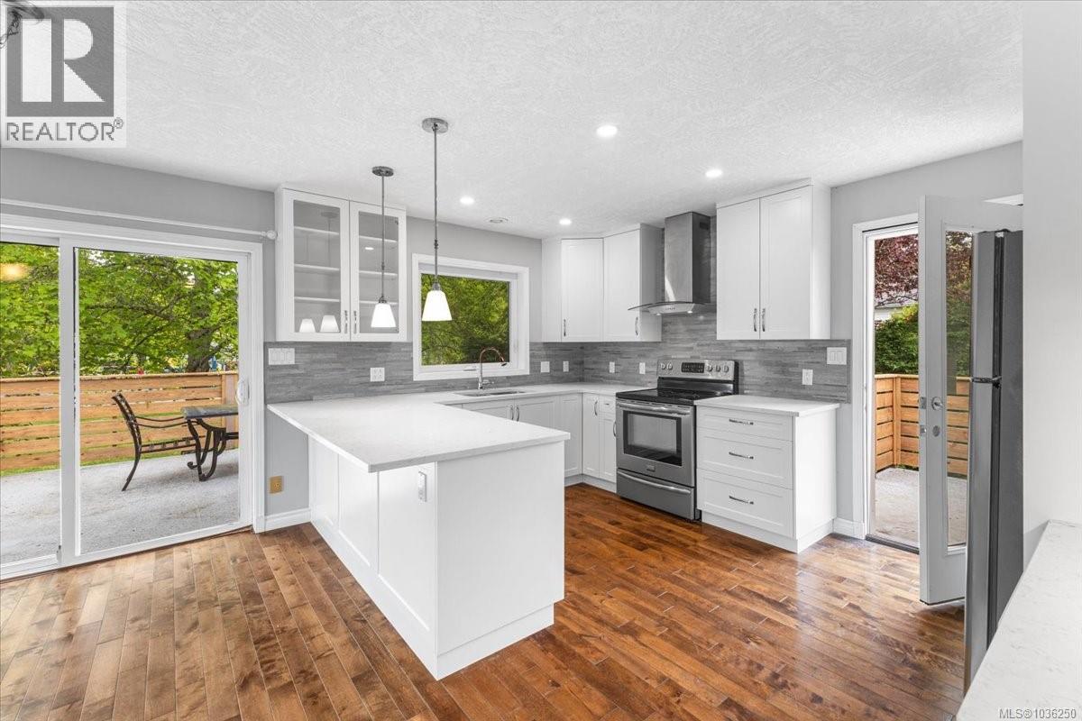5963 Cathedral Cres - 18