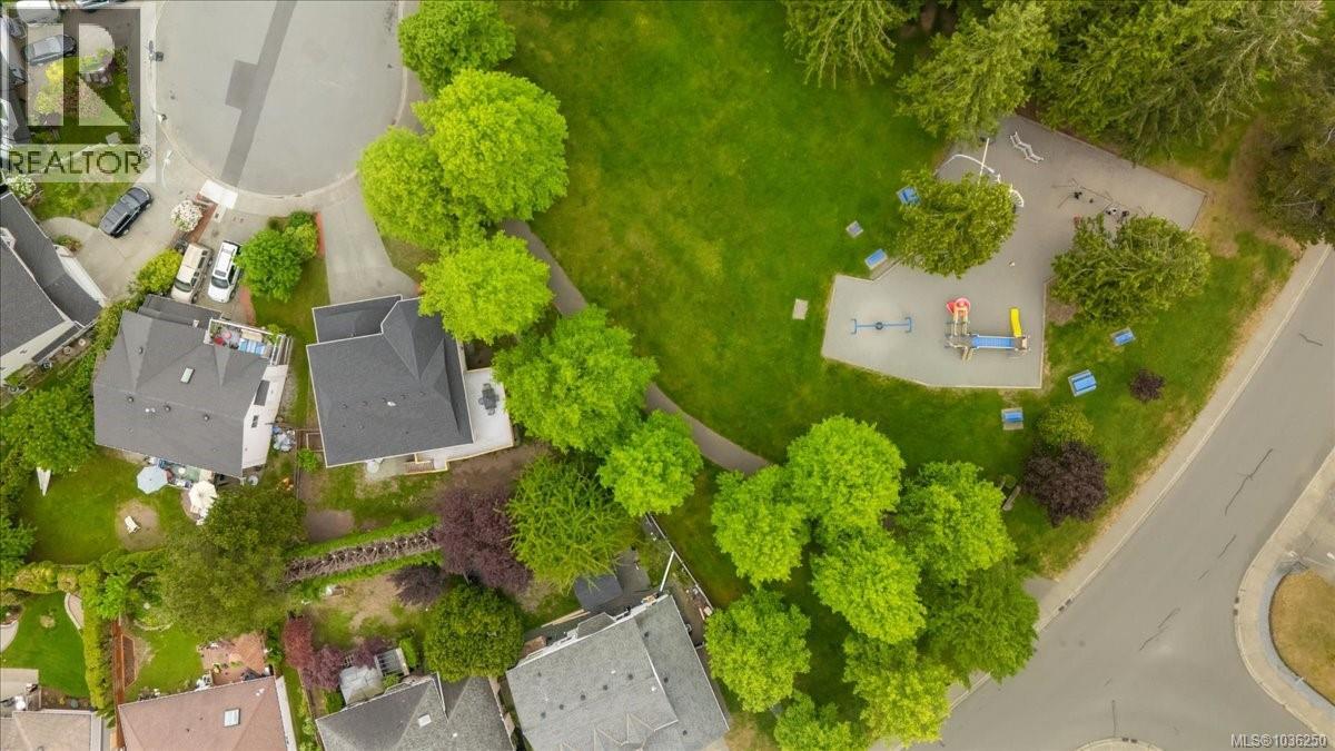5963 Cathedral Cres - 62