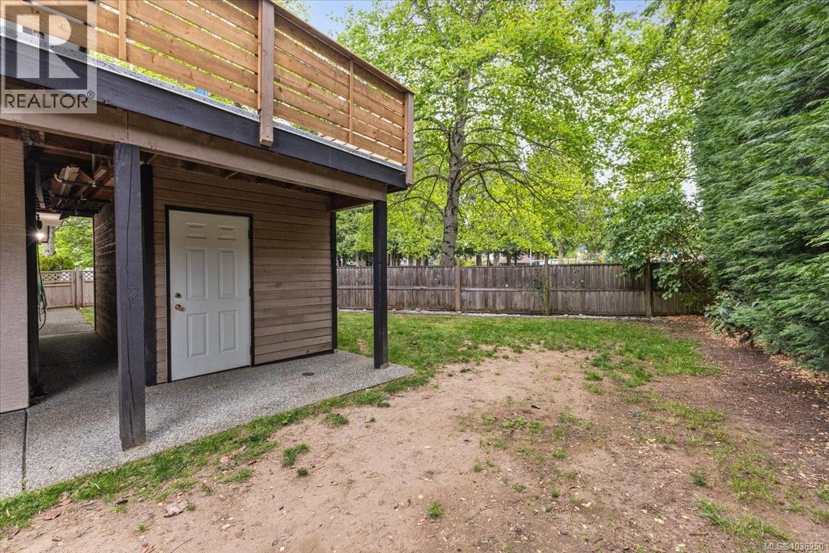 5963 Cathedral Cres - 43