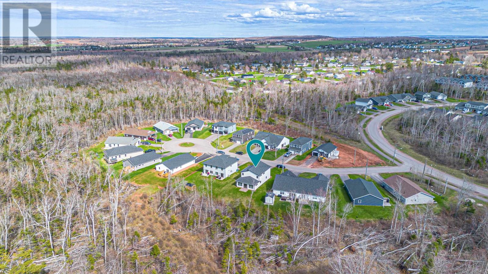 15 BALDERSTON Court - 31
