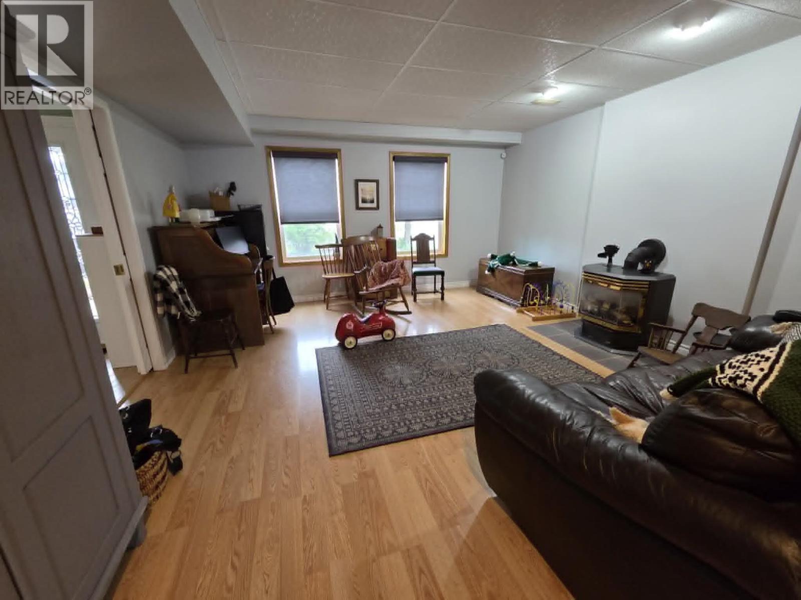 4736 WILSON AVENUE - 19