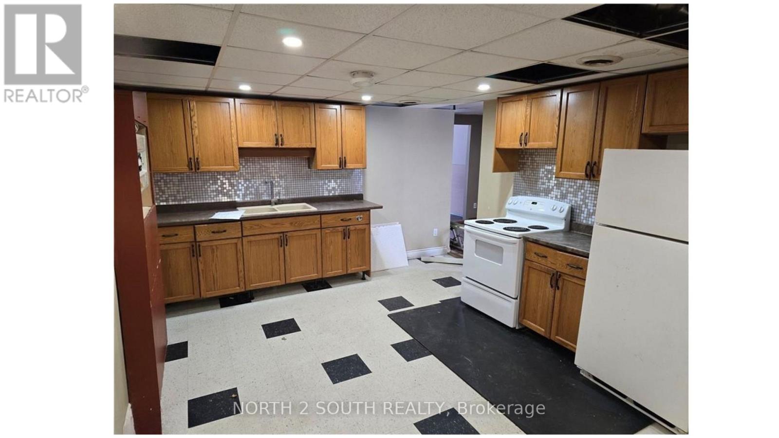 189 TOWNLINE STREET - 11