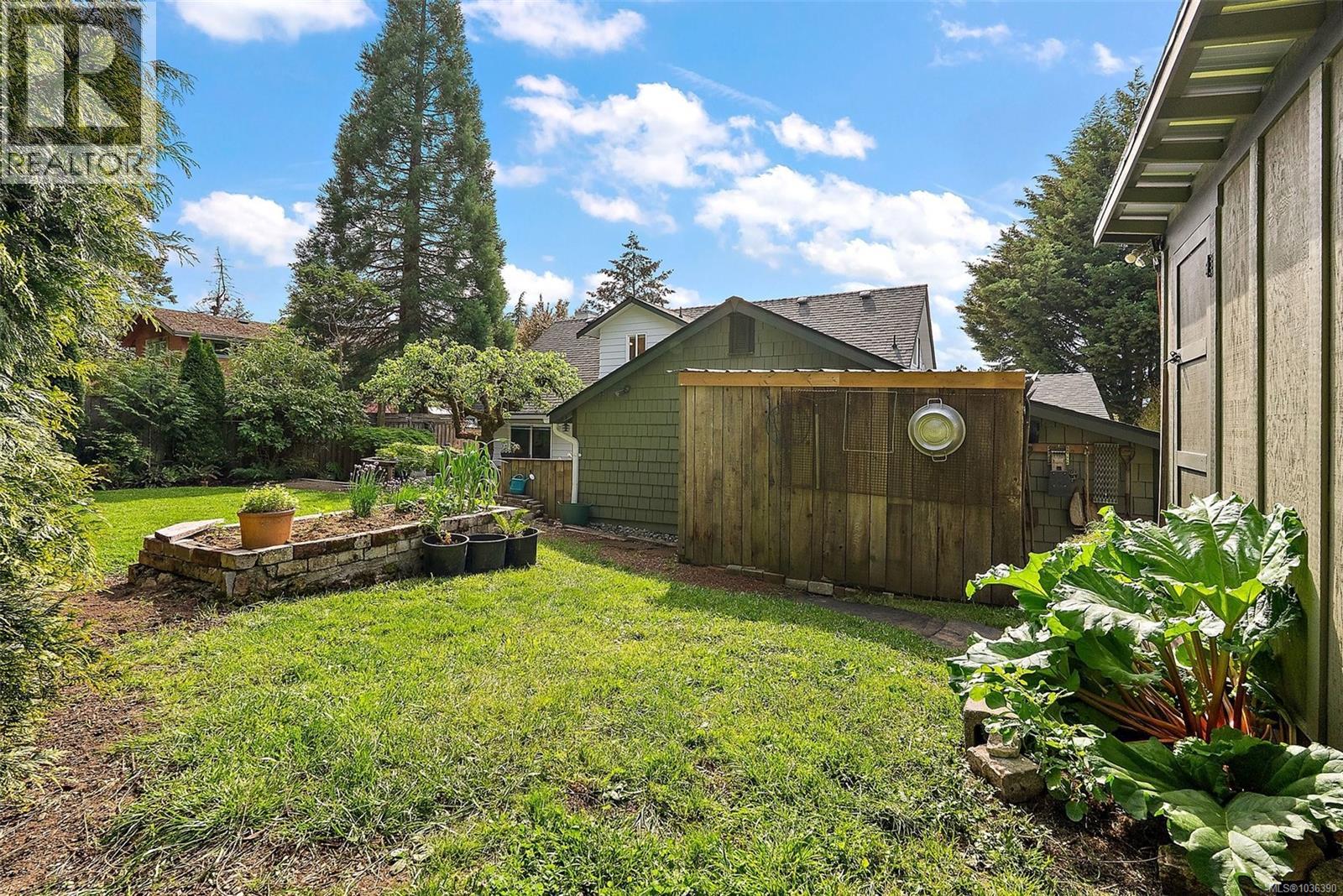 7211 Kimpata Way - 32