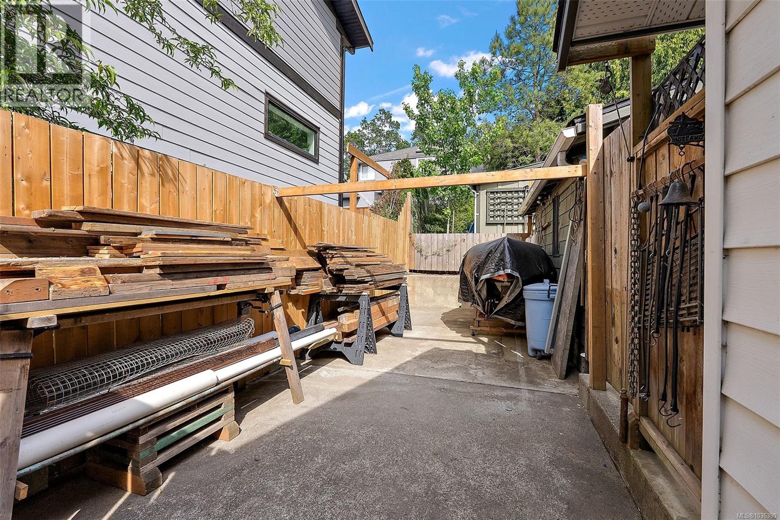 7211 Kimpata Way - 36