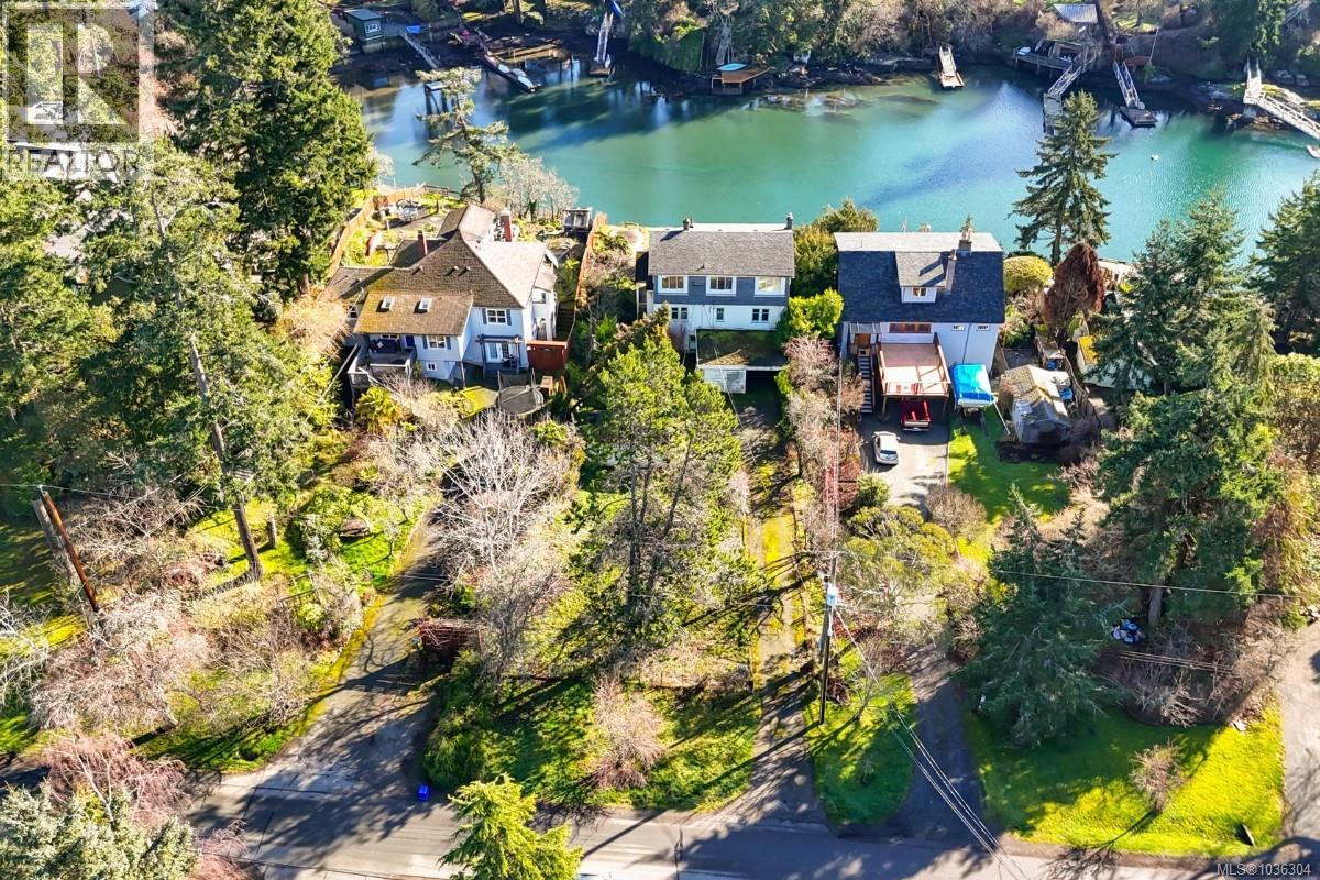 304 Bessborough Ave - 1