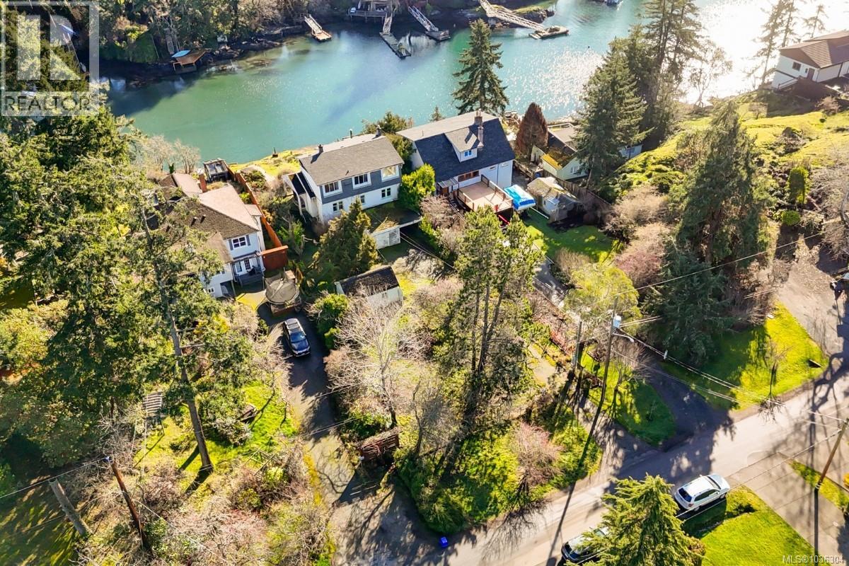304 Bessborough Ave - 12