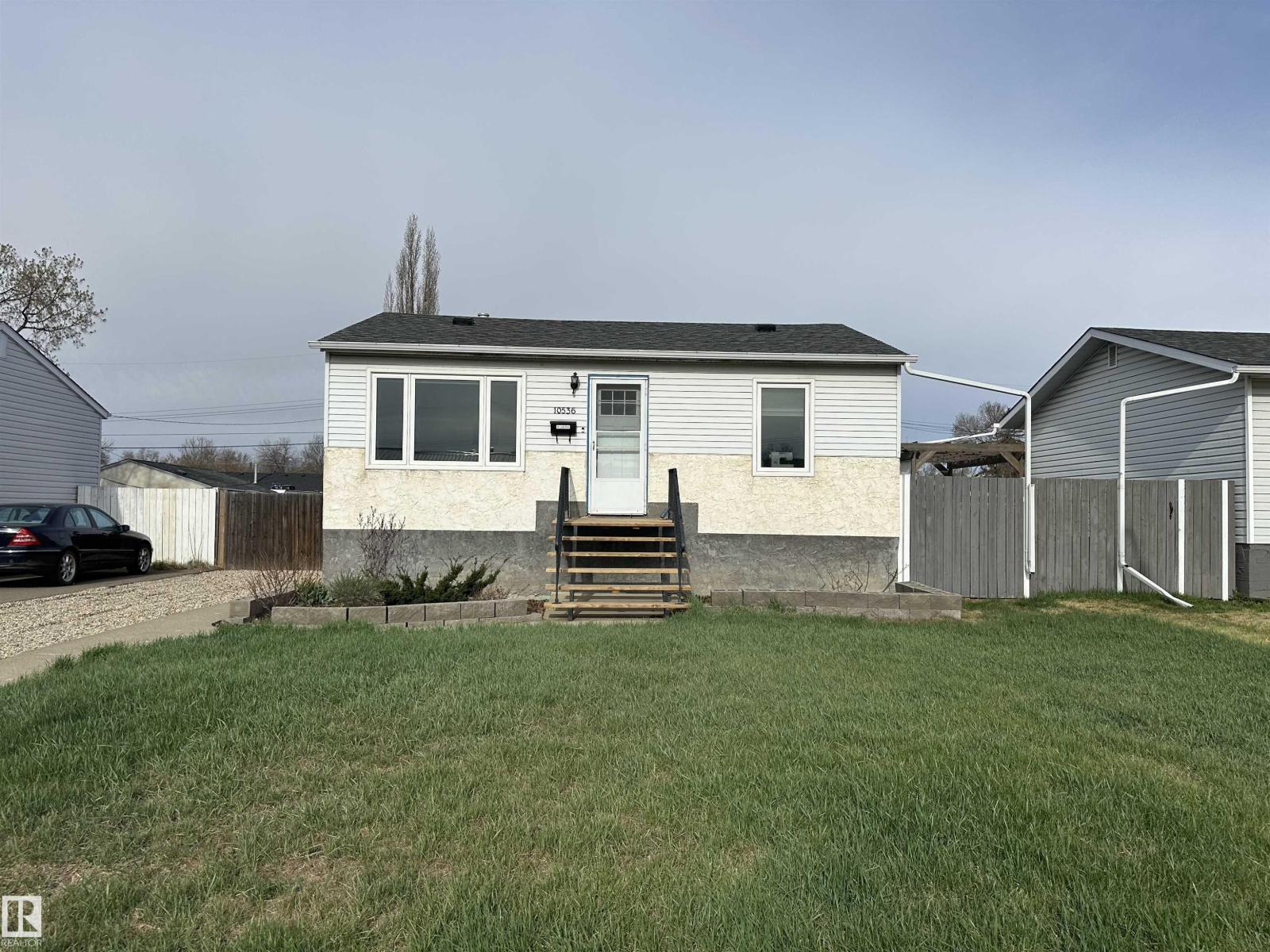 10536 162 ST NW, Edmonton