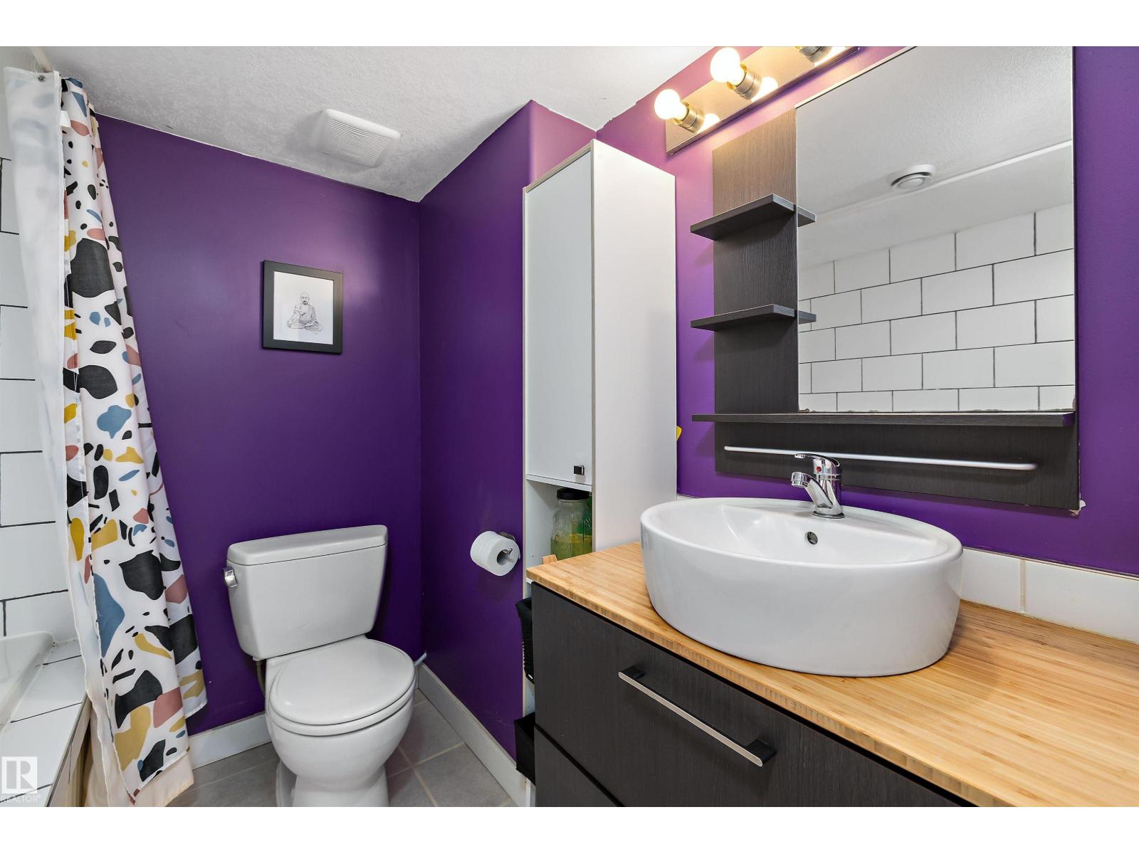 10536 162 ST NW, Edmonton