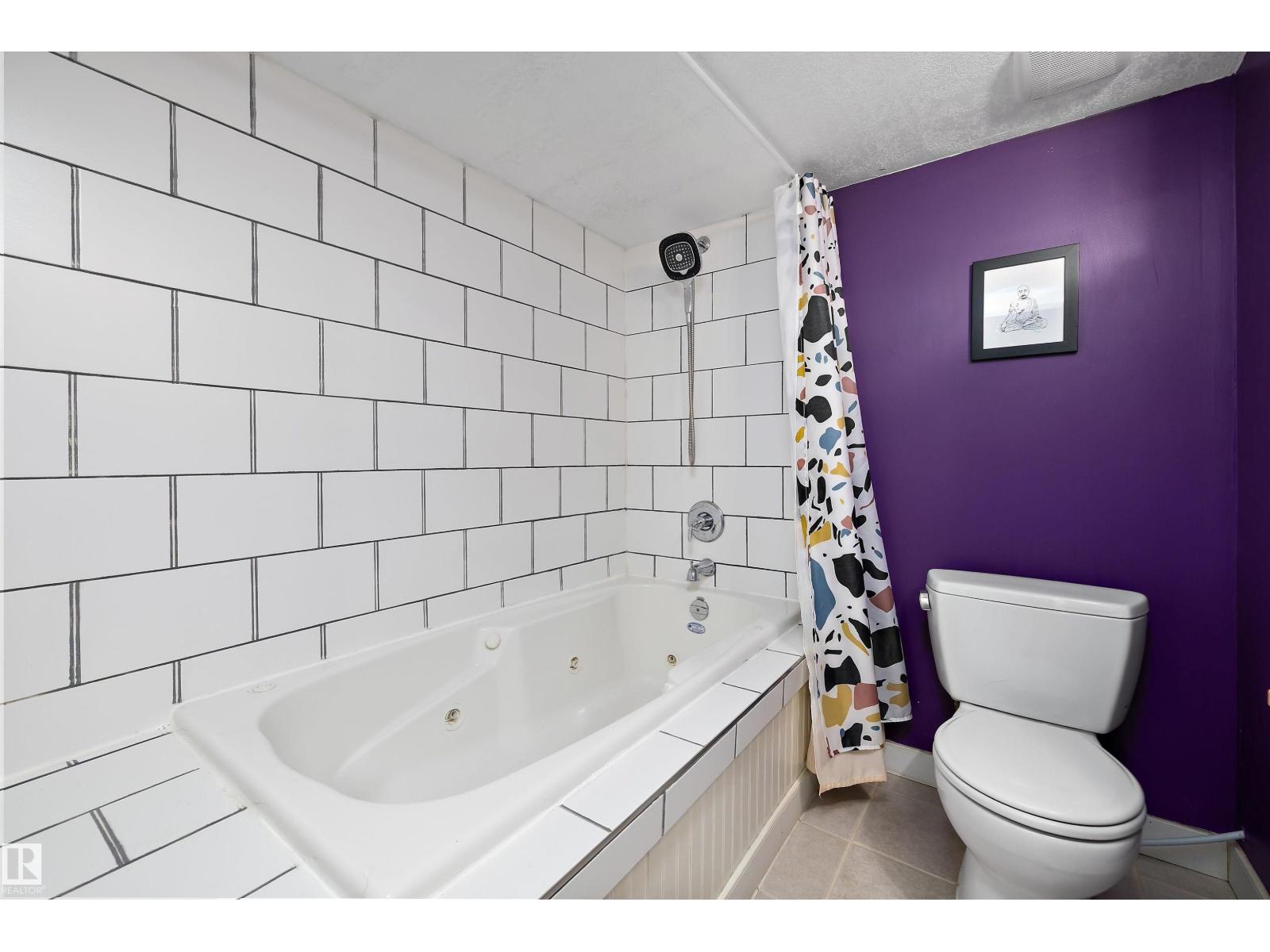 10536 162 ST NW, Edmonton