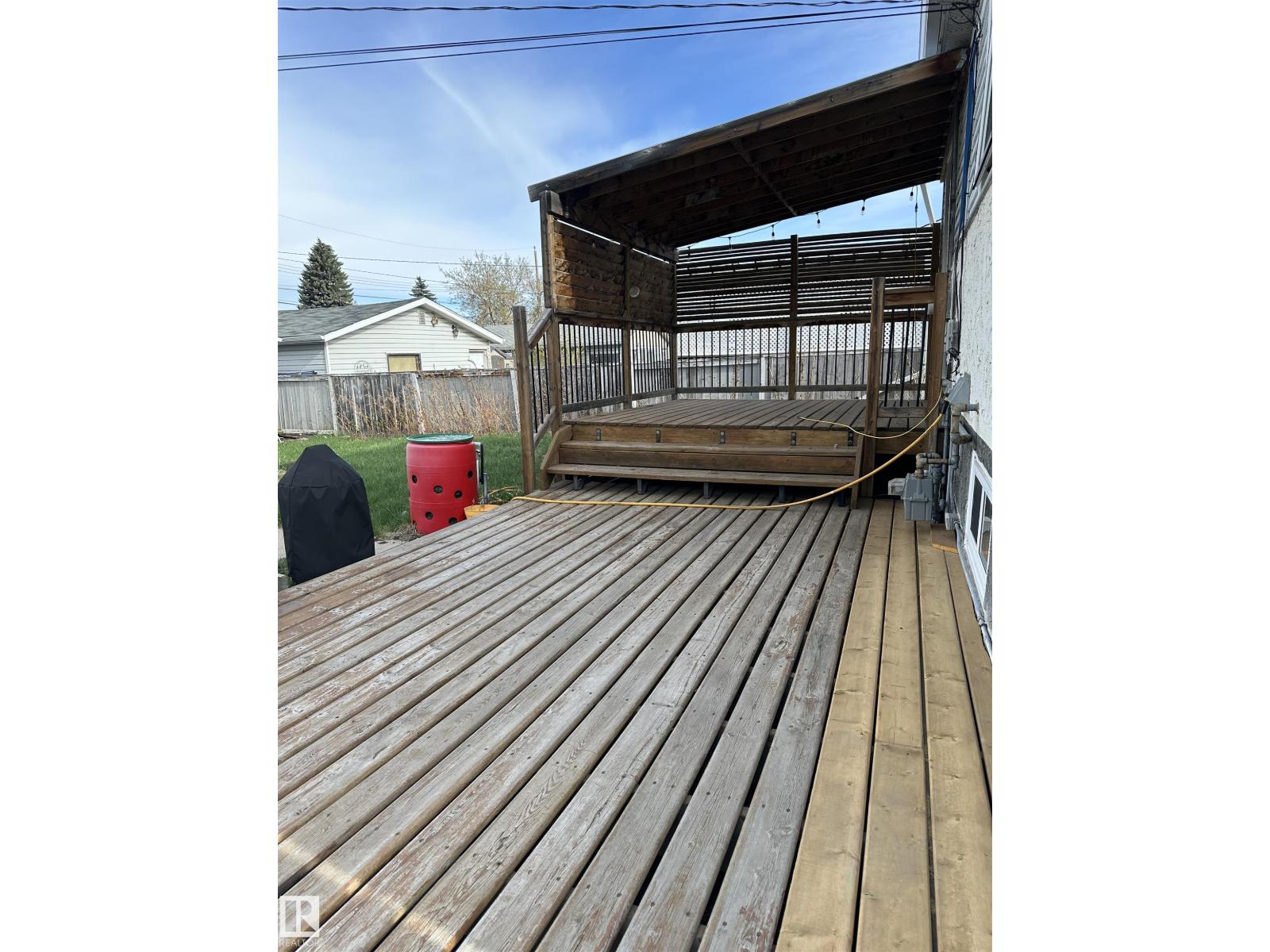 10536 162 ST NW, Edmonton