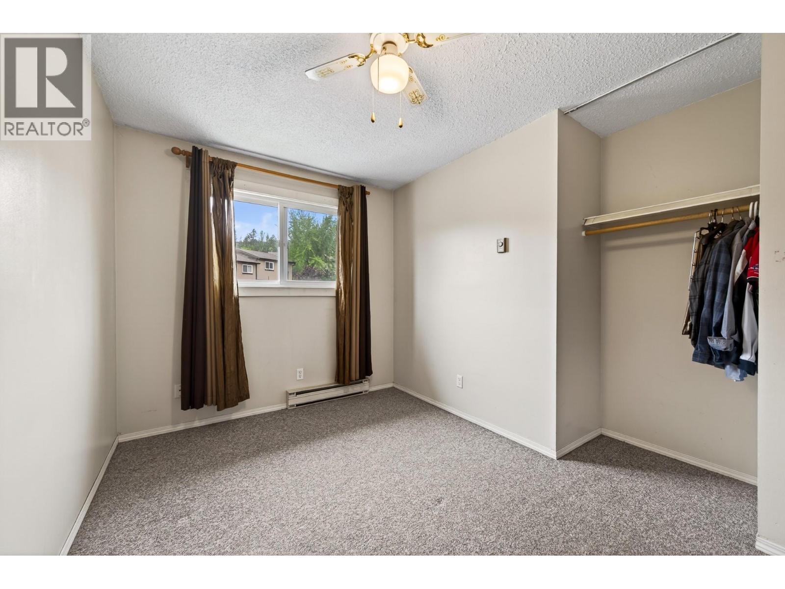 #3 1605 Summit Drive - 9