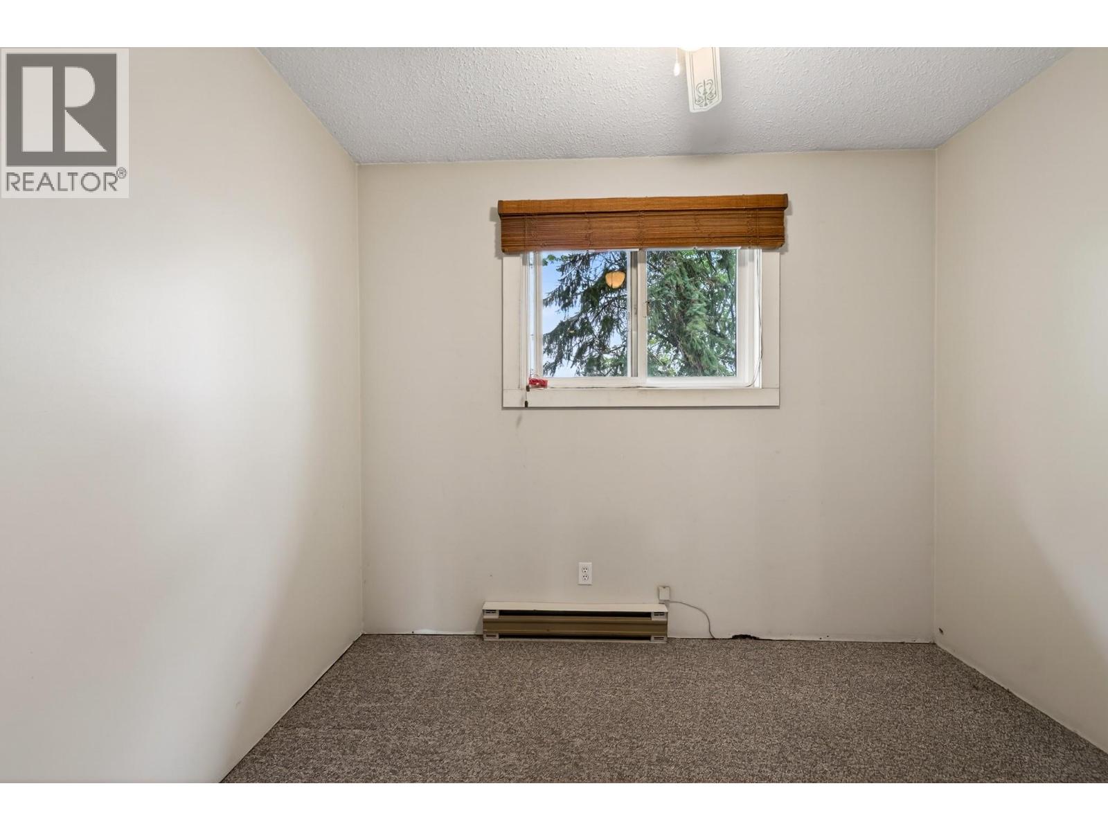 #3 1605 Summit Drive - 11