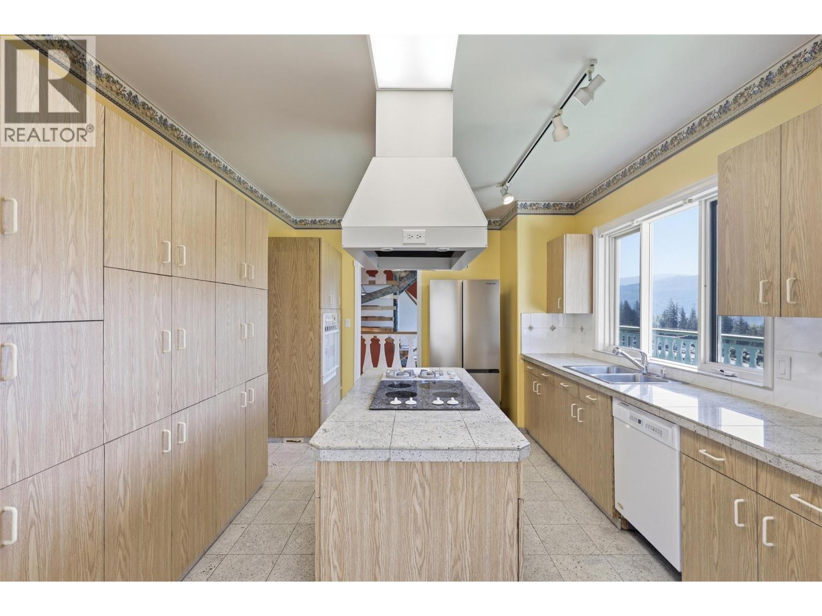  5245 Chasey Road, Celista