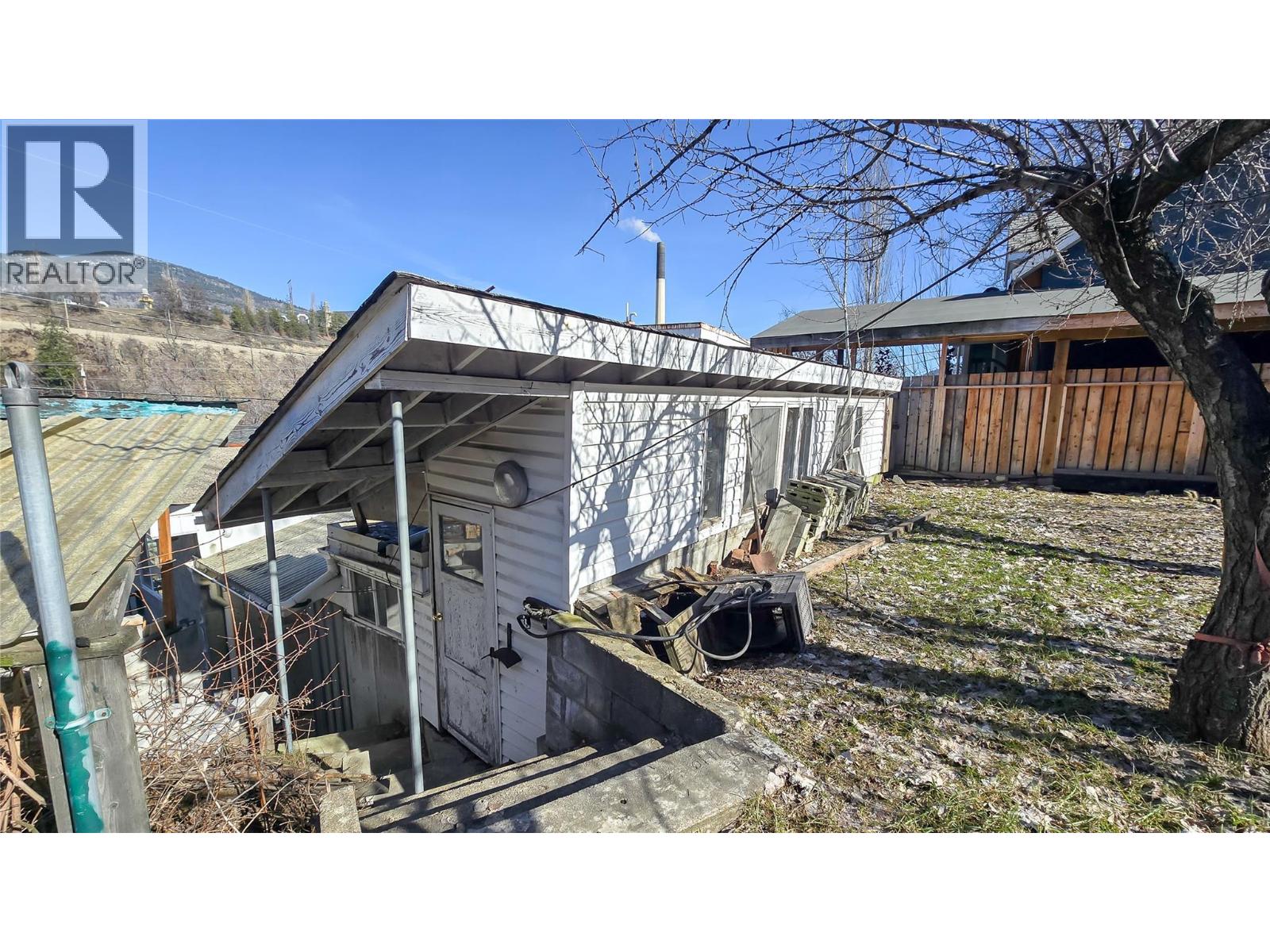 244A Old Rossland Avenue, Trail