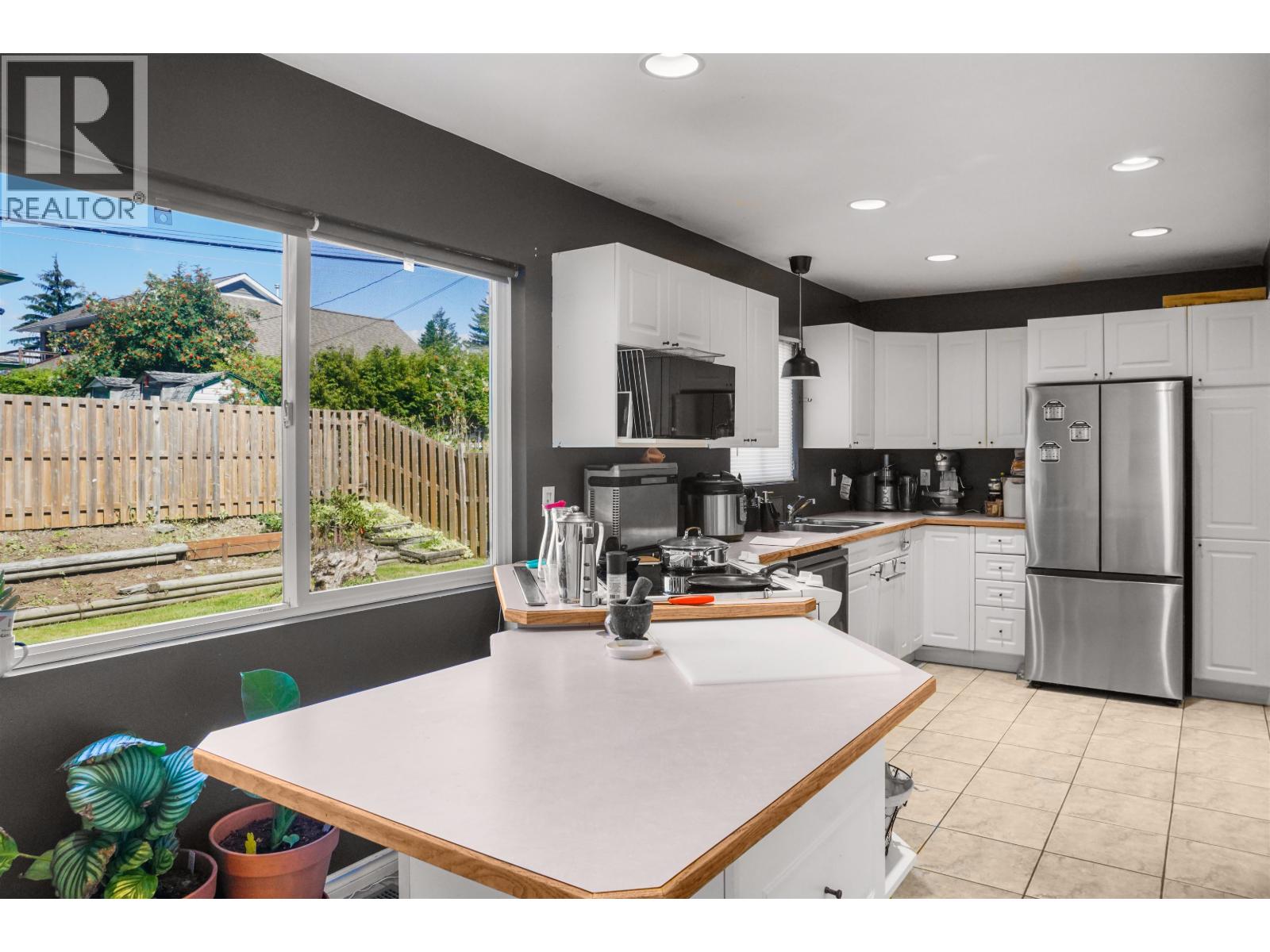 1316 ALBATROSS AVENUE - 16