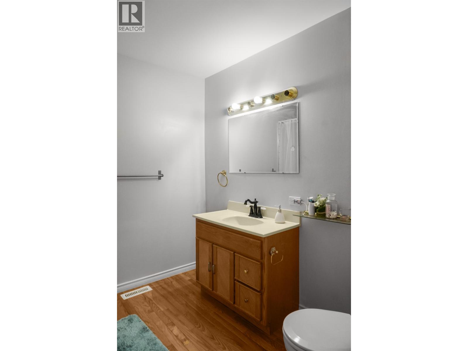 1316 ALBATROSS AVENUE - 23
