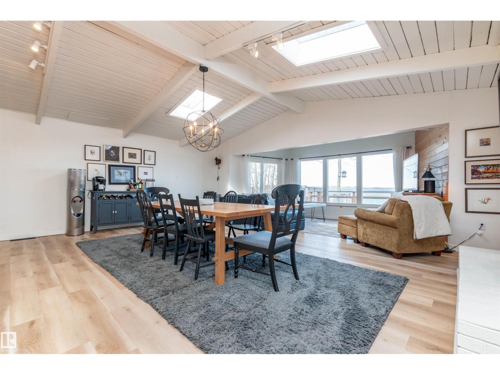 #197 51268 Range Road 204, Rural Strathcona County